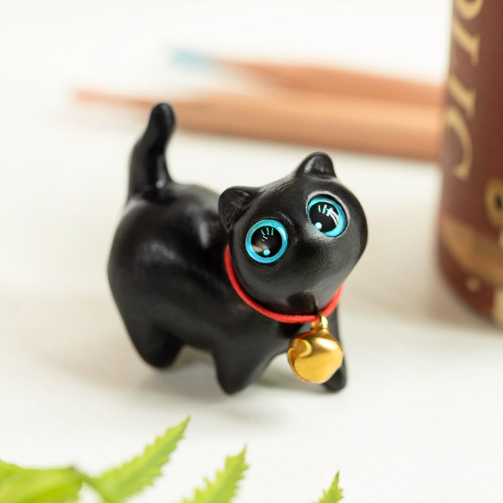 Custom Small Wooden Cat Statue for Home Decor