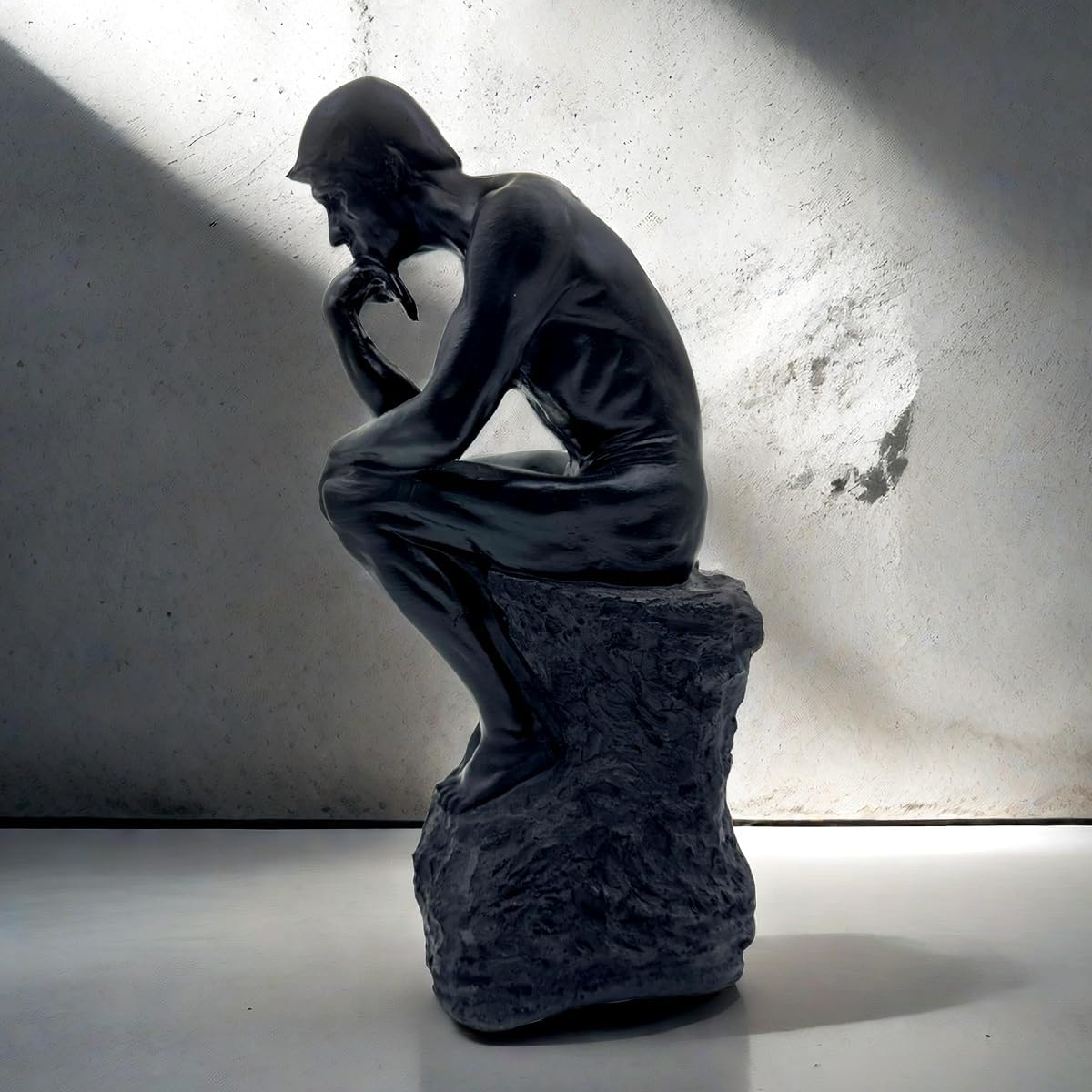 Resin Thinker Statue Decorative Sculpture for Home Office