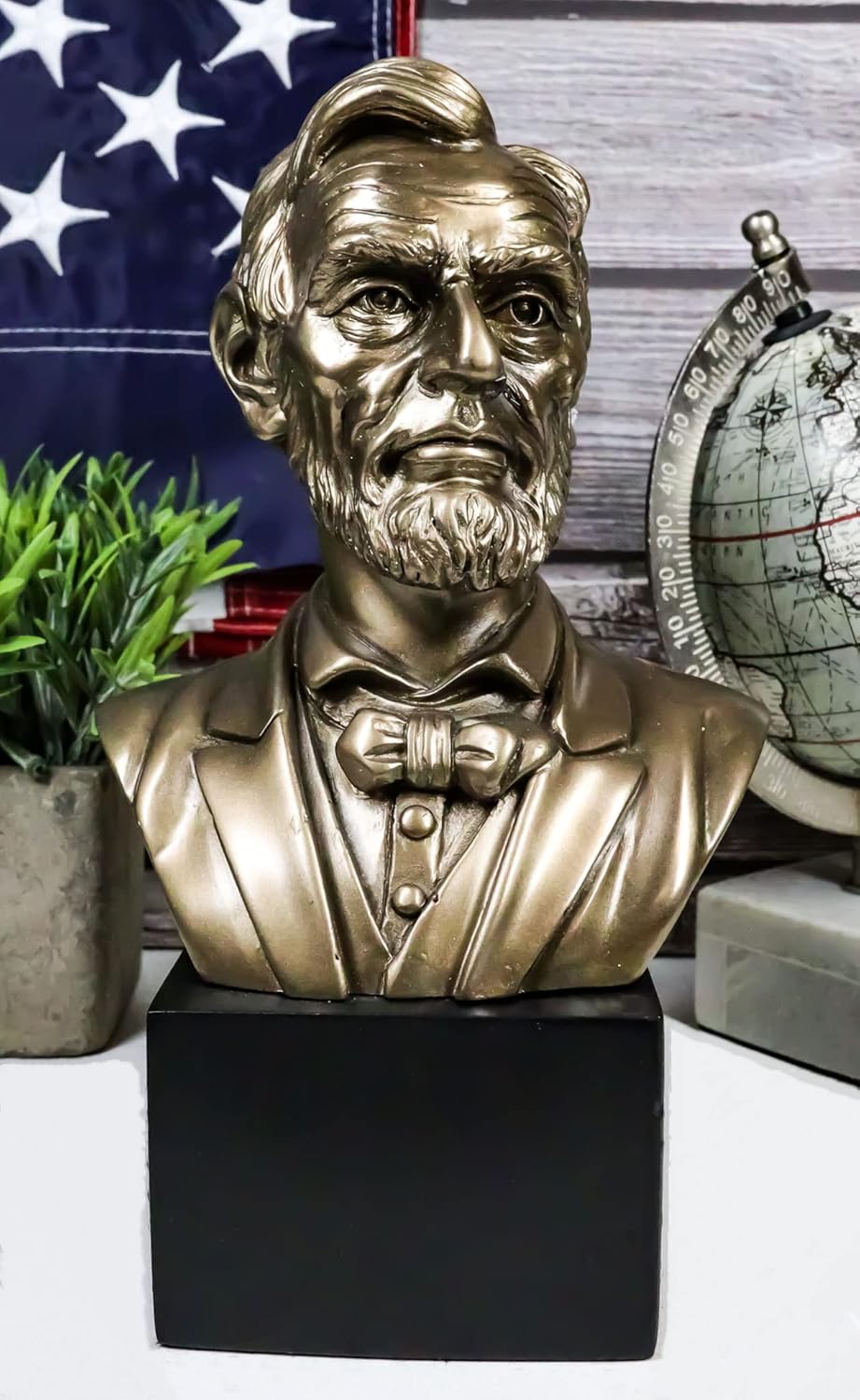 Ebros Abraham Lincoln 925 Inch Composite Resin Statue