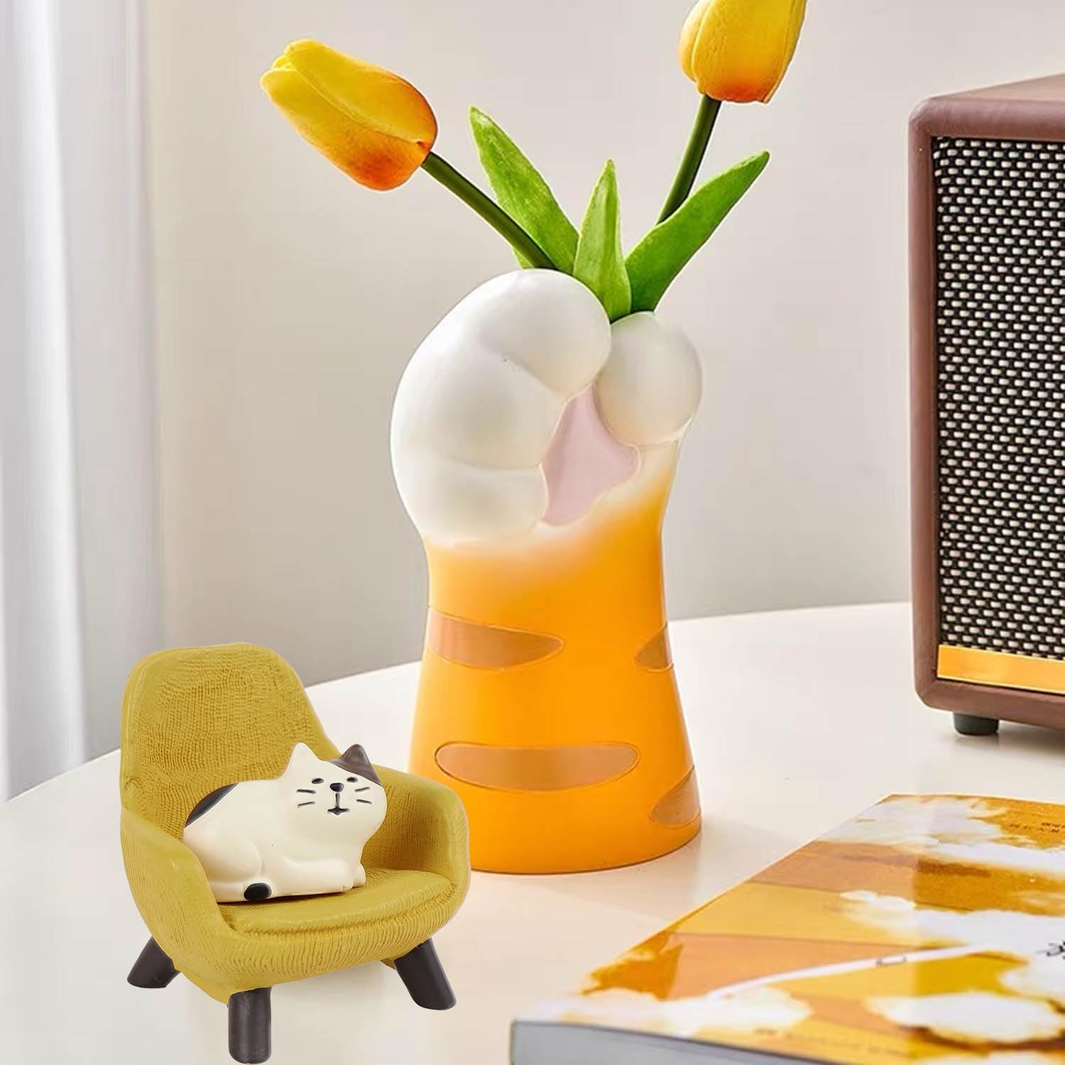 YouNuo Mini Cat Figurines with Yellow Sofa - Resin Decor