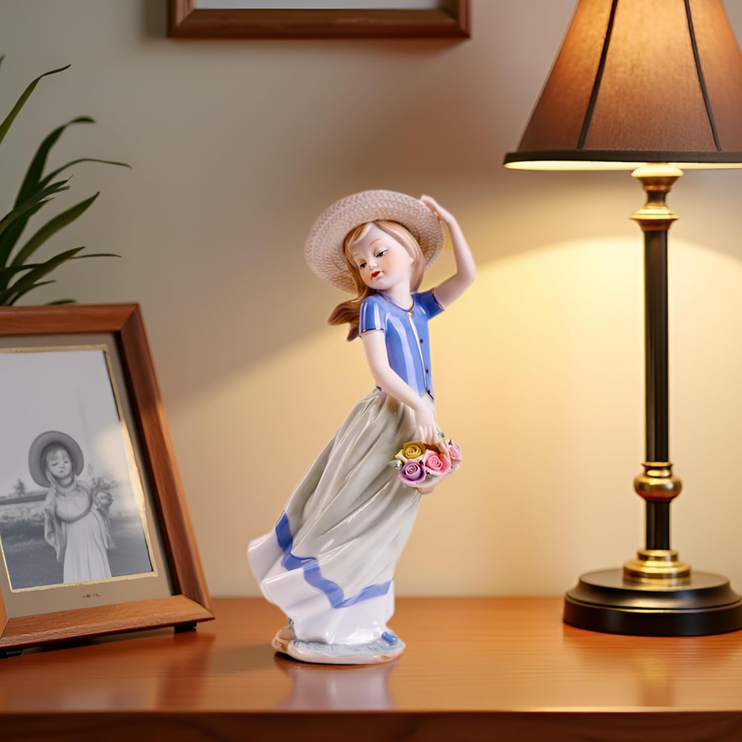 MTME Porcelain Figurine Back with Wishes Home Decor