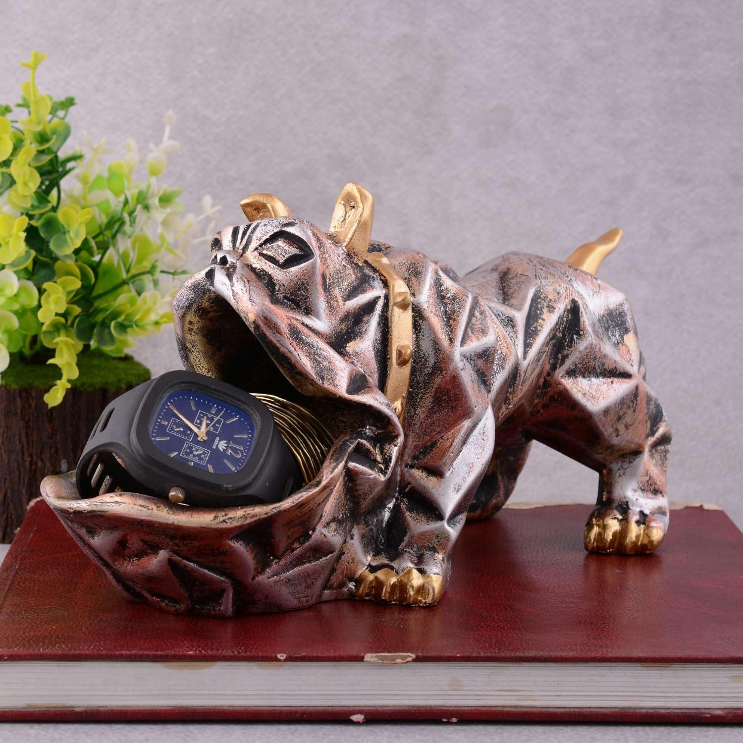 Cool Dog Sculpture with Plate for Home Decor